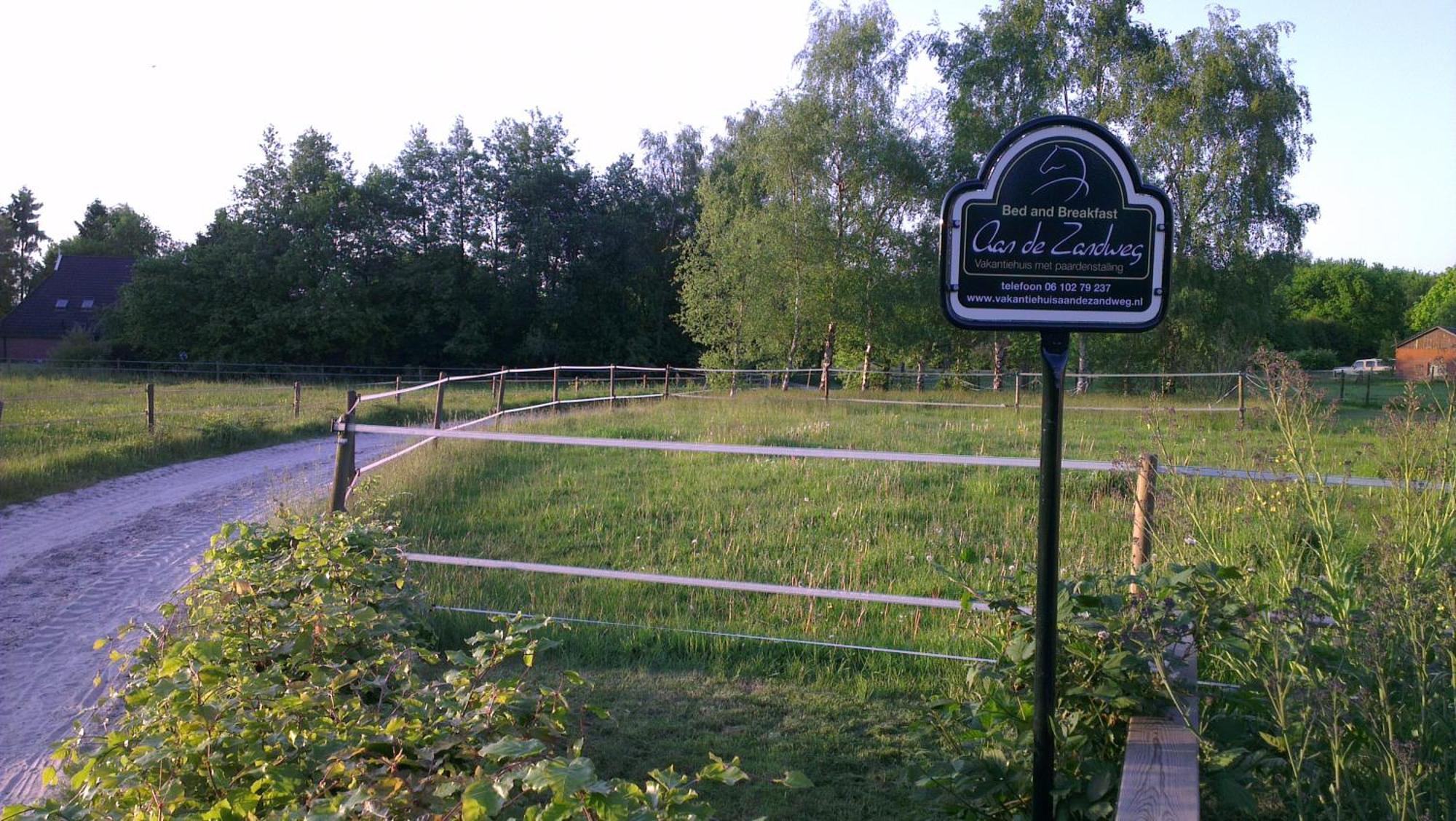 Vakantiehuis "Aan De Zandweg" Roderesch Exteriér fotografie
